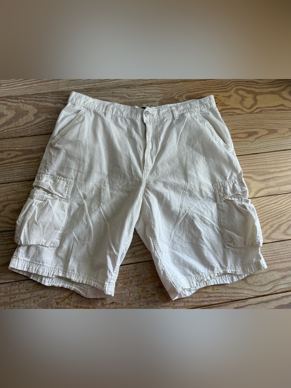 Calvin Klein Jeans White Cargo Shorts size 36